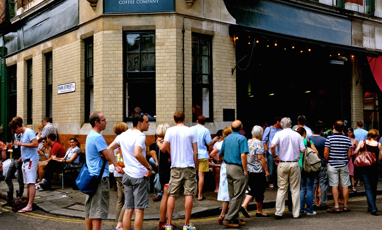 queueing customers